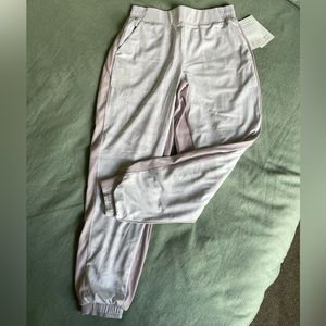 Athleta Brooklyn lined camo jogger